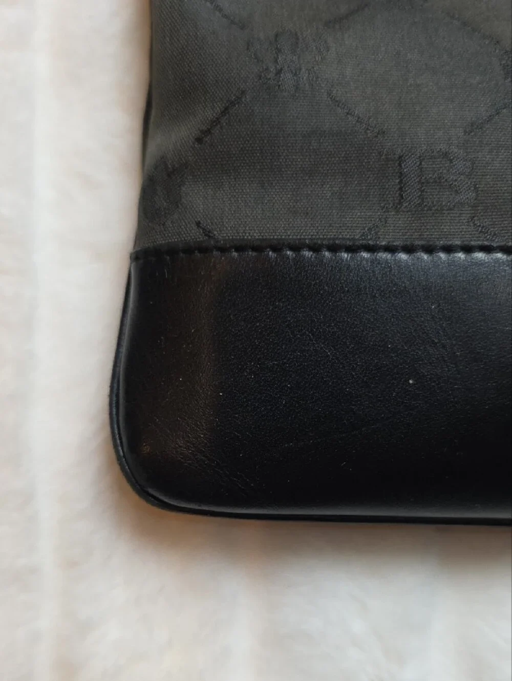 Burberry Black Men's Messenger Crossbody Bag